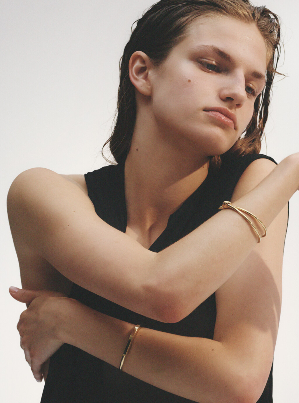 Beyond Noise - © Artlist