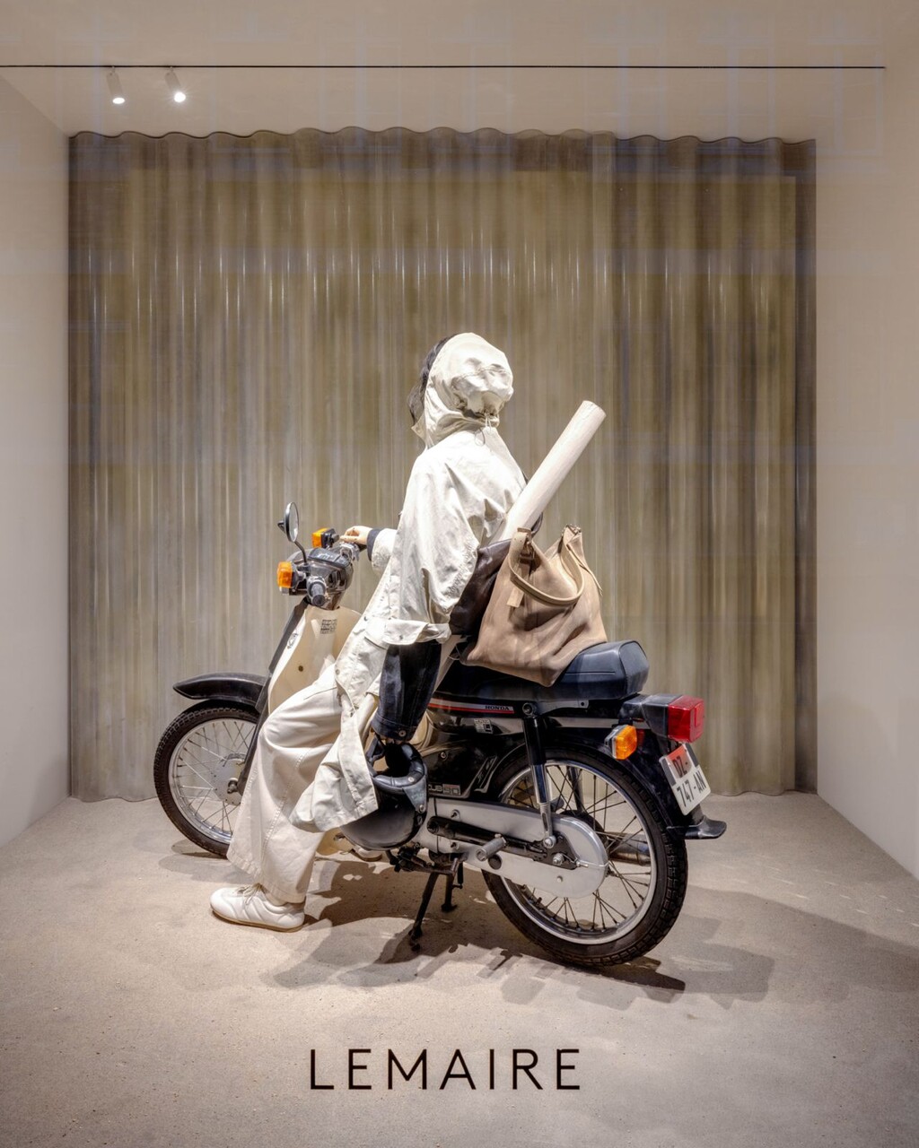 Lemaire - © Artlist