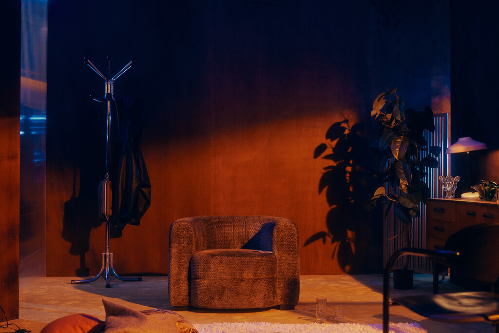 Solid Homme - © Artlist