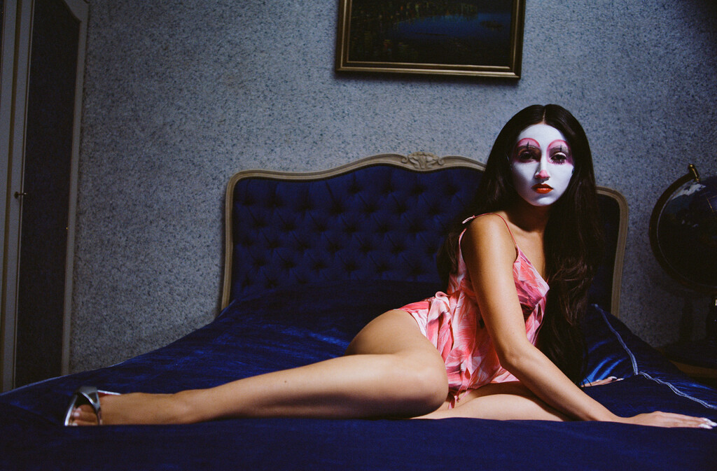 Acne Paper - © Artlist