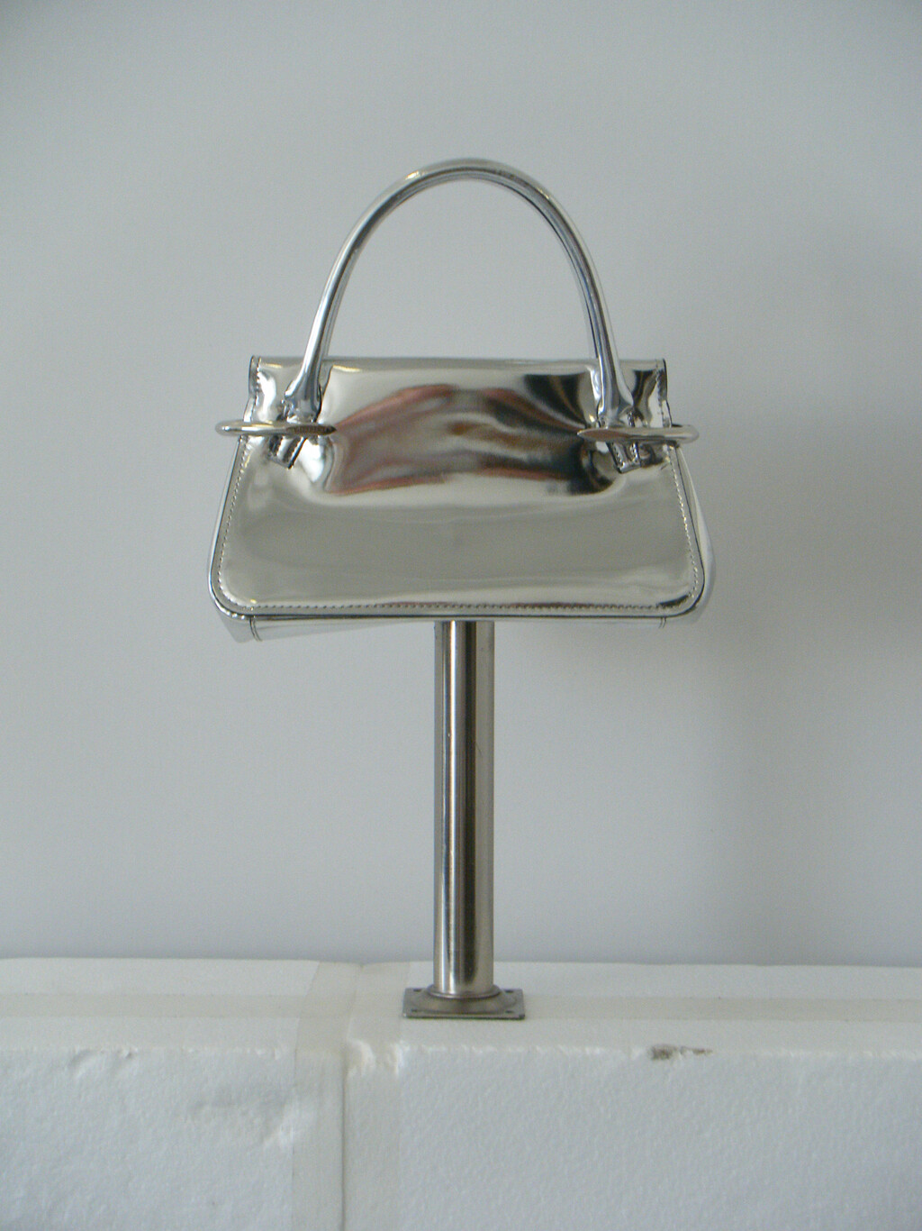 Beyond Noise - © Artlist