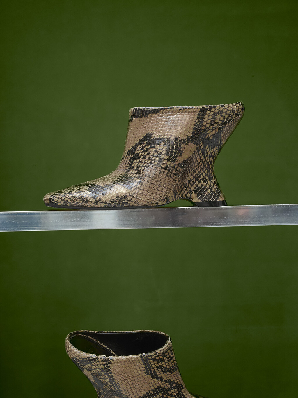 Harper&#8217;s Bazaar France - © Artlist