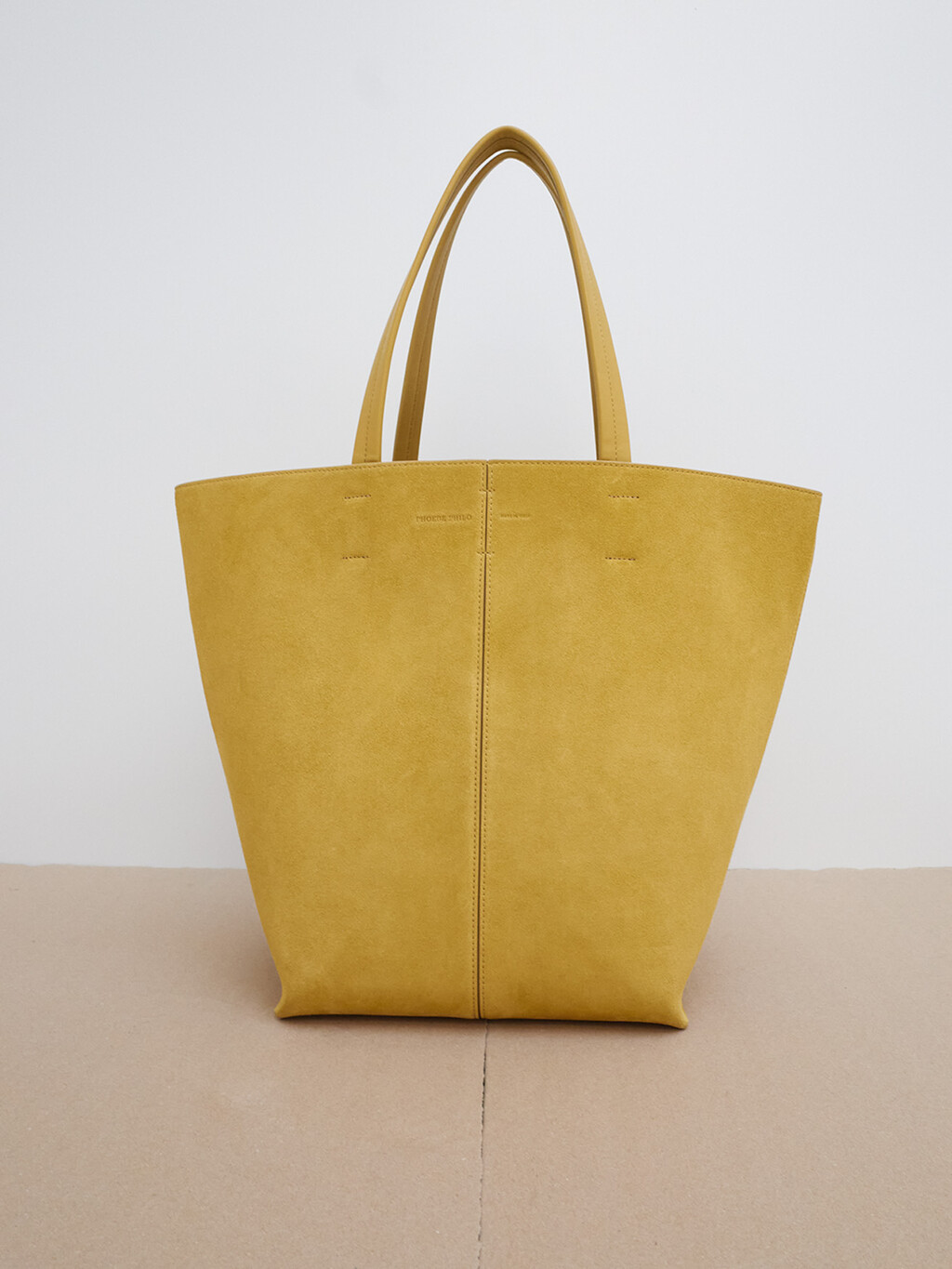 Harper’s Bazaar France - © Artlist