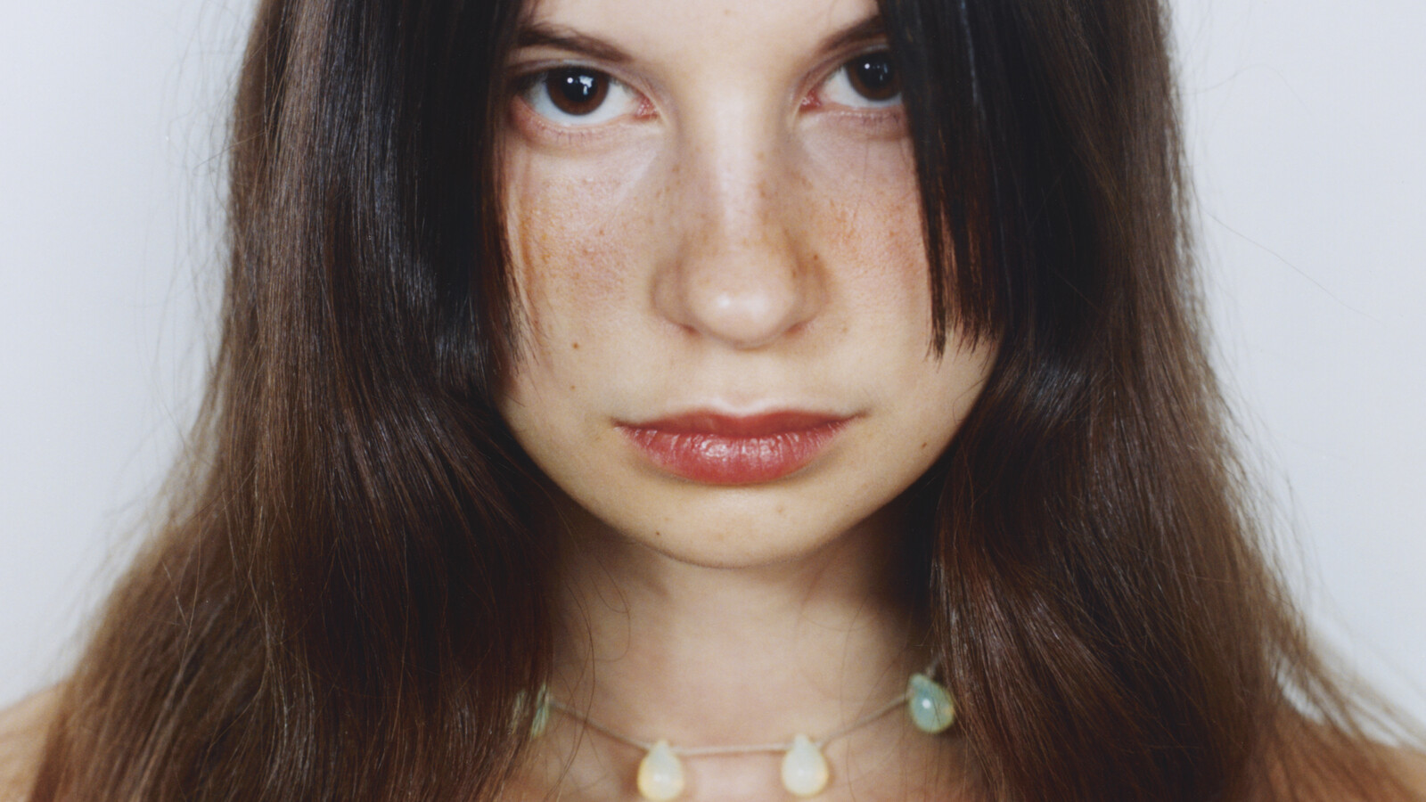 Aleï Journal - © Artlist