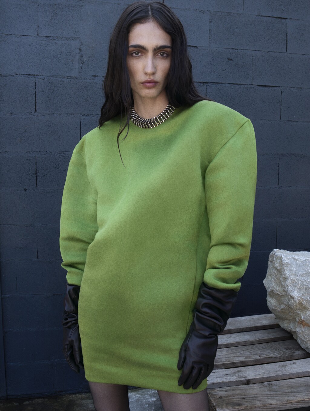 Exhibition Magazine - © Artlist