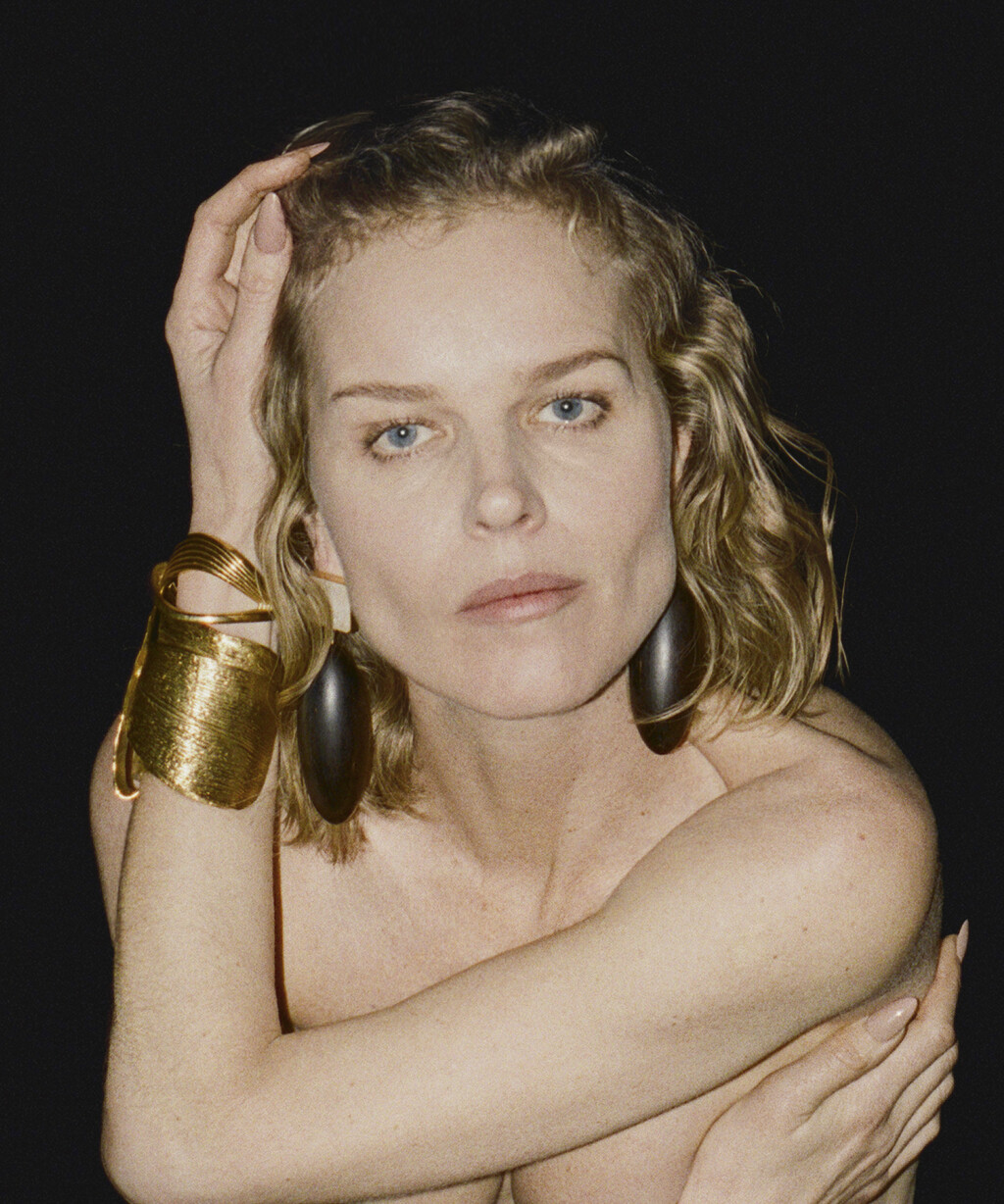 Puss Puss Magazine - © Artlist