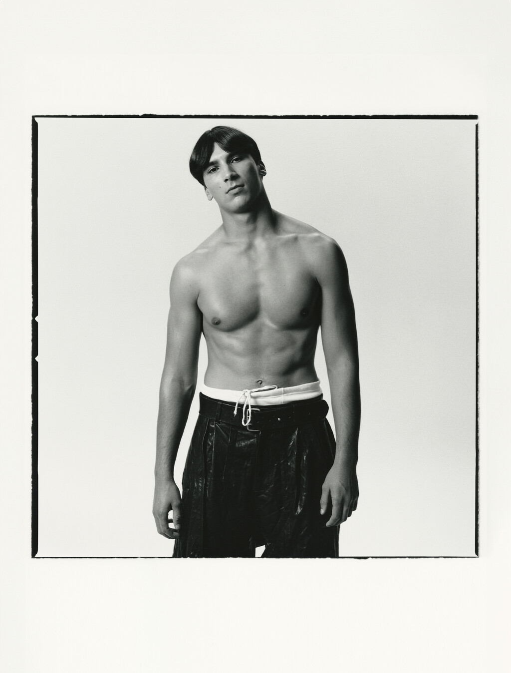 Dust Magazine - © Artlist