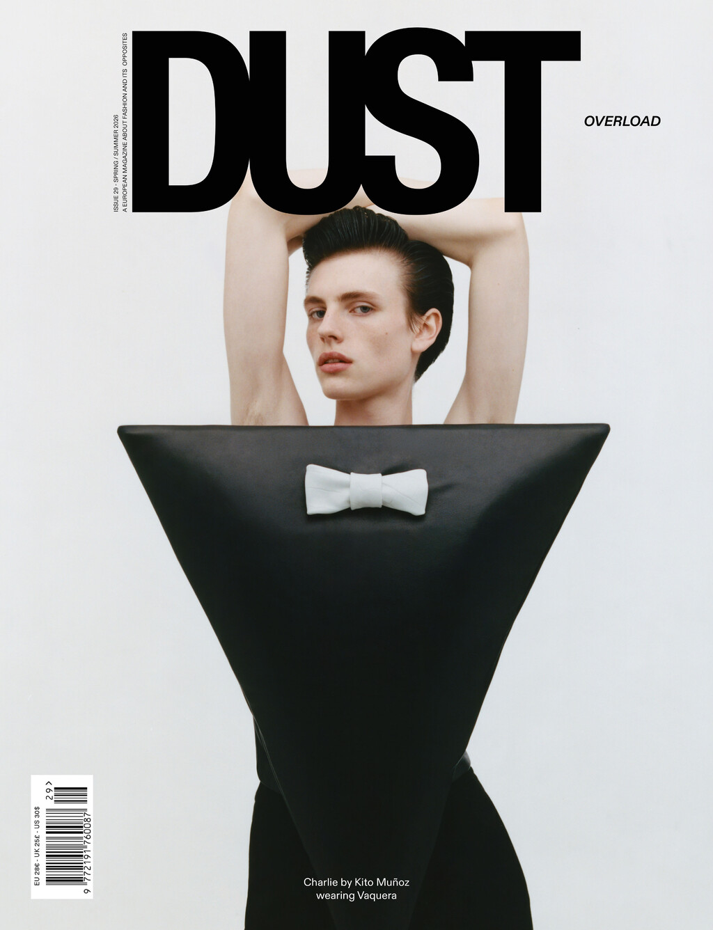 Dust Magazine - © Artlist