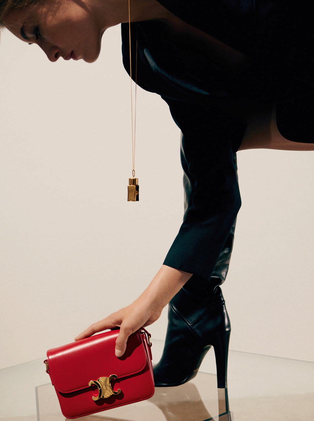 Vogue France - © Artlist