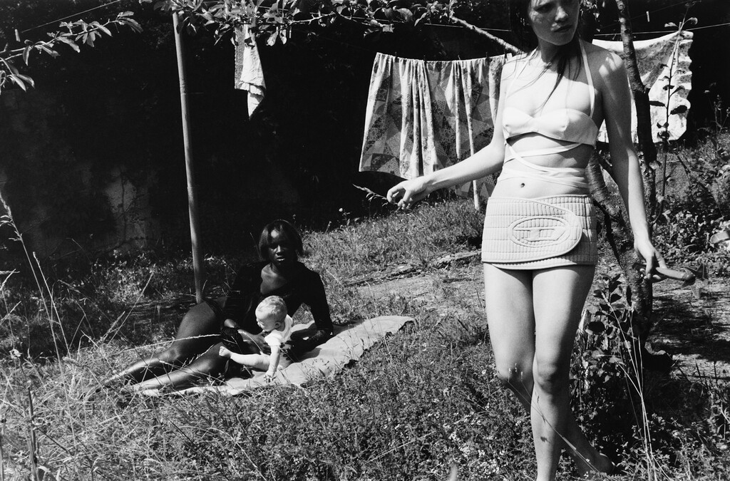 Magazine Magazine - © Artlist