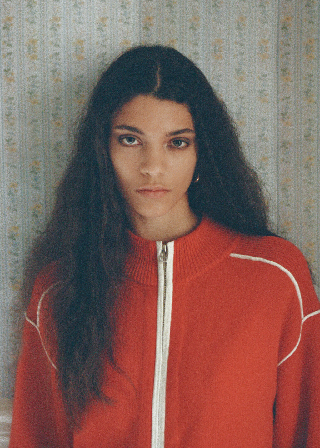 Beyond Noise - © Artlist