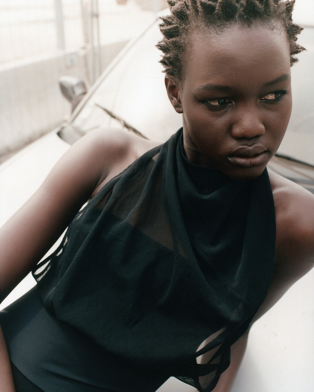 Issue Issue - © Artlist