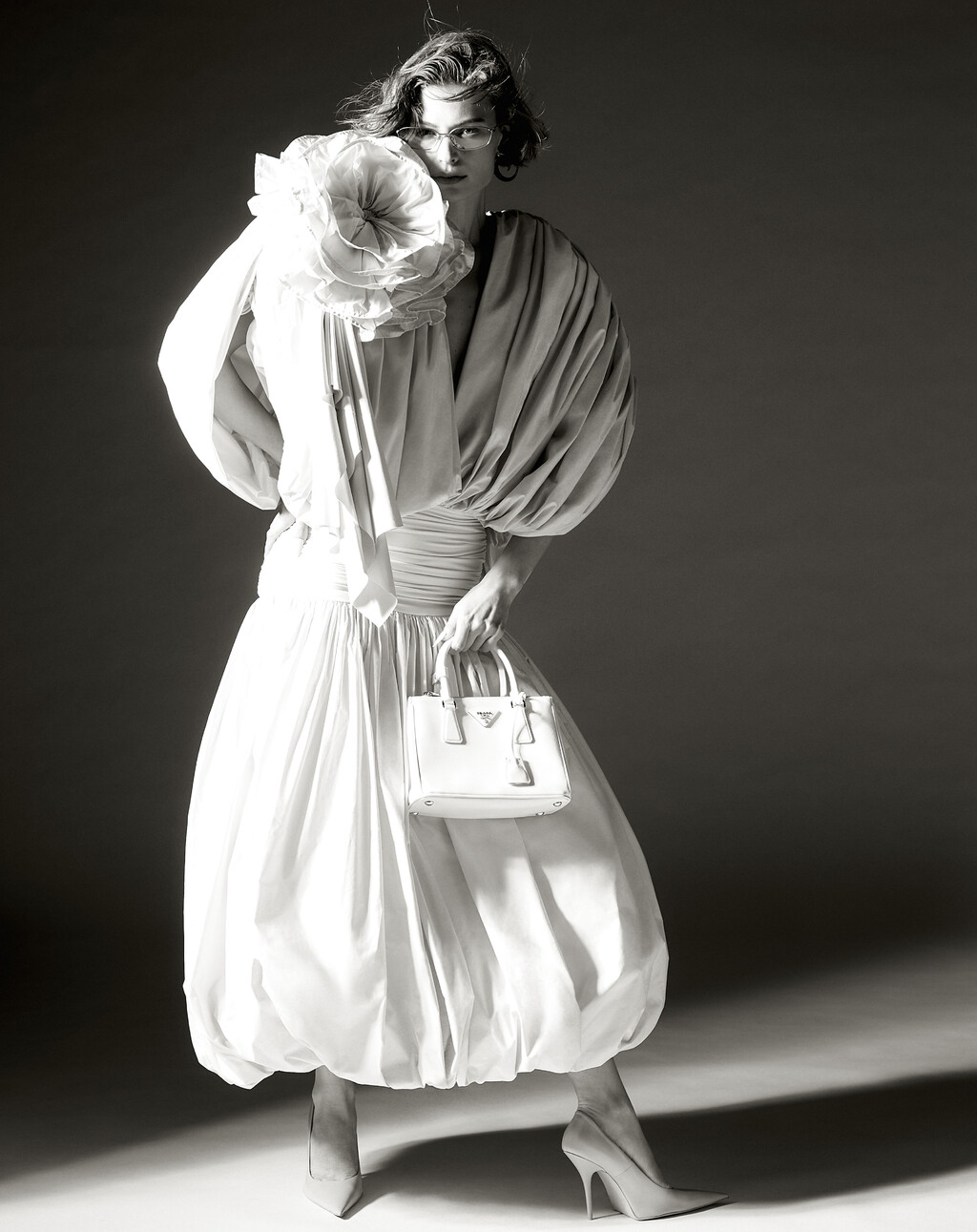 M le Monde - © Artlist