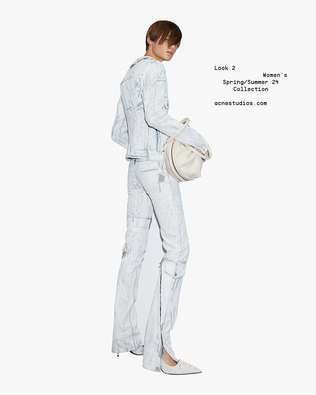 Acne Studios - © Artlist