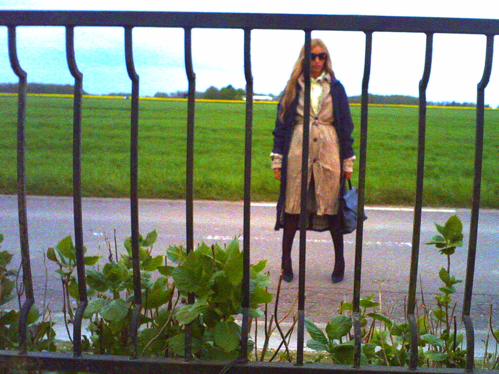 ALL-IN Magazine - © Artlist