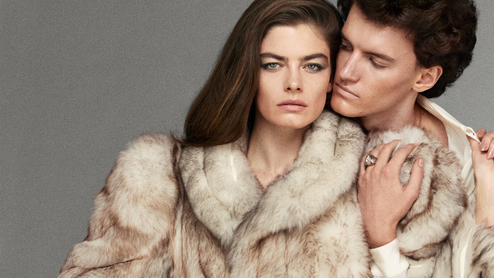 Double Magazine - © Artlist