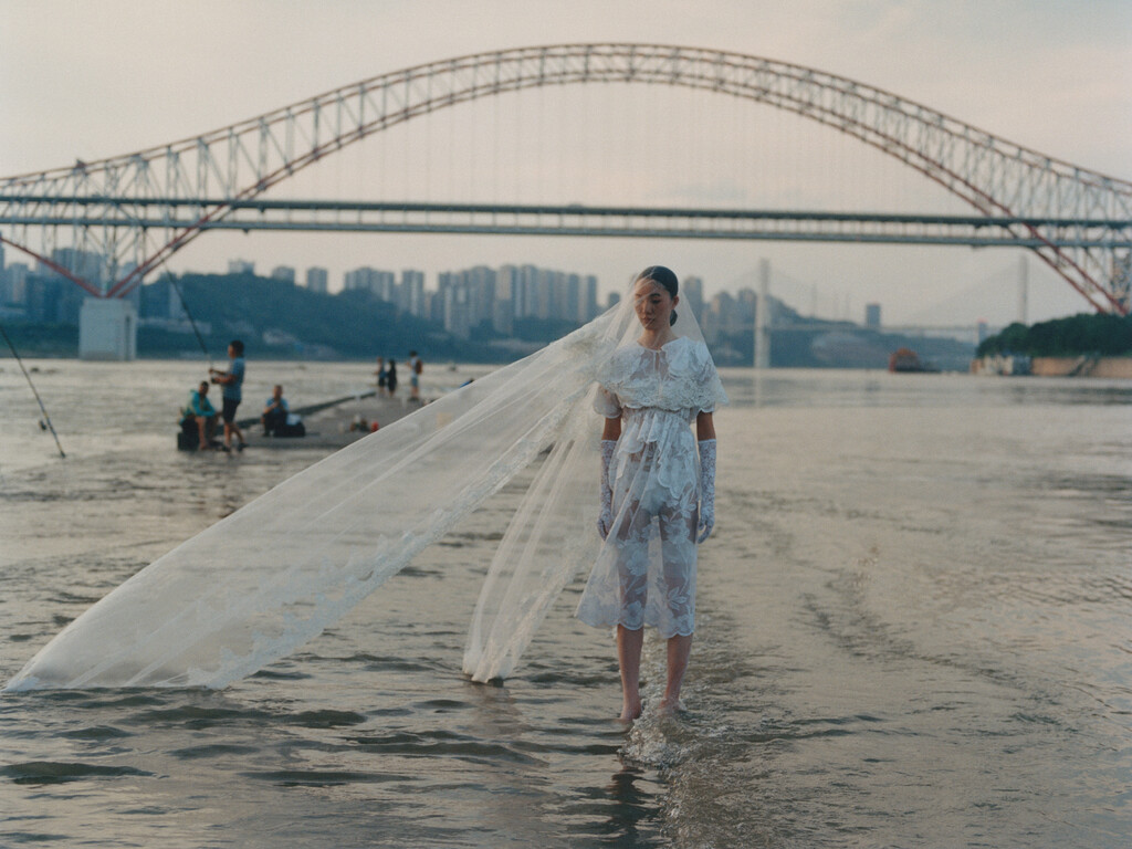 Luncheon - © Artlist