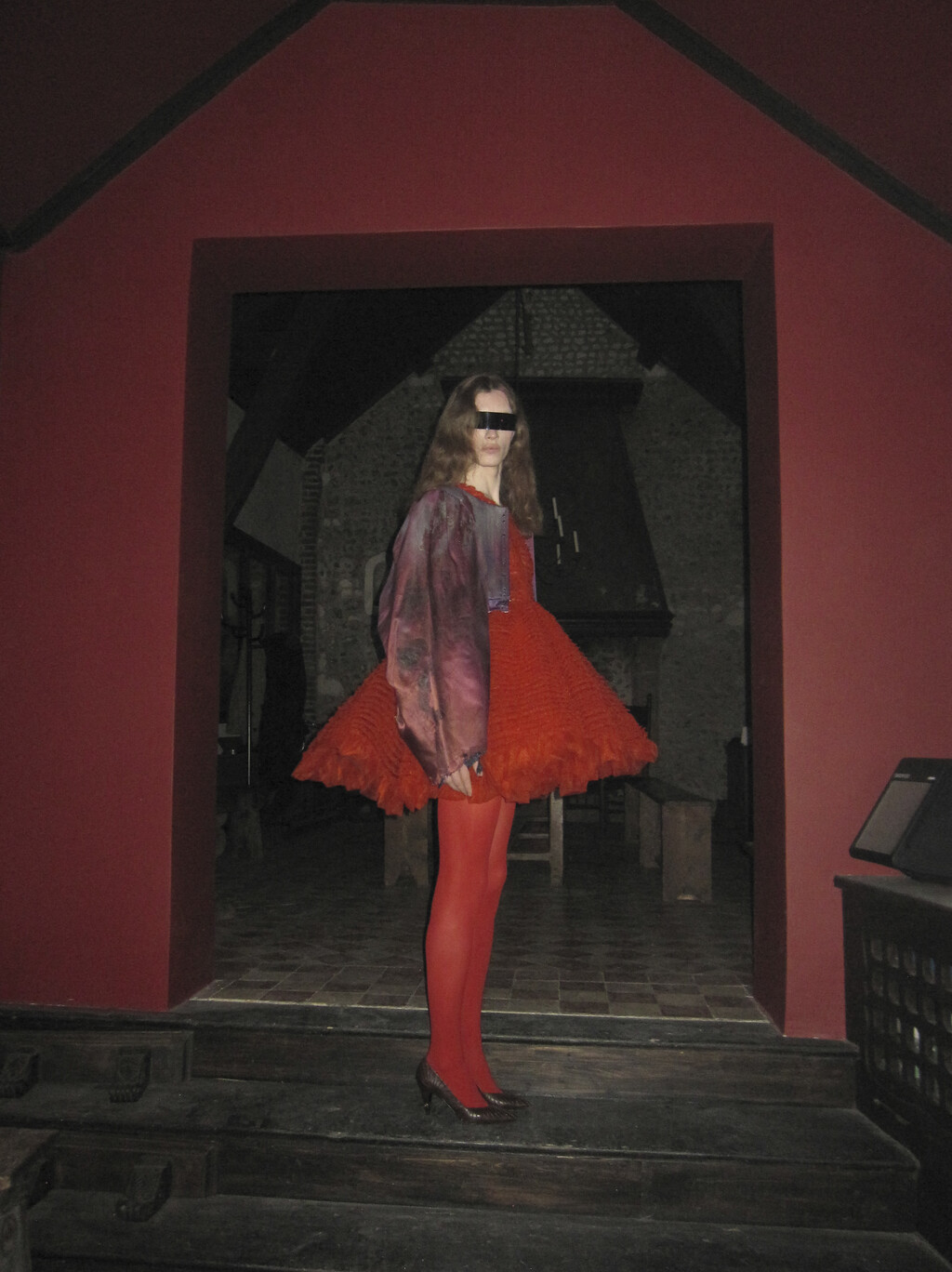 Middle Plane - © Artlist