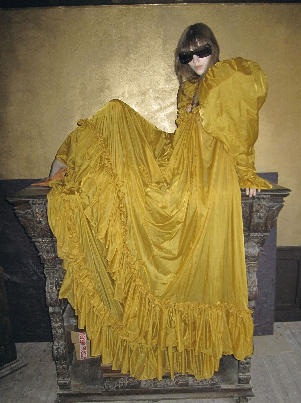 Middle Plane - © Artlist