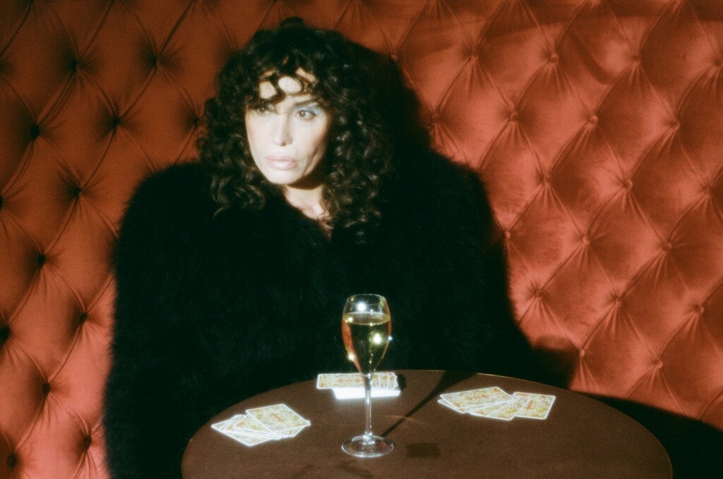 Re-Edition - © Artlist