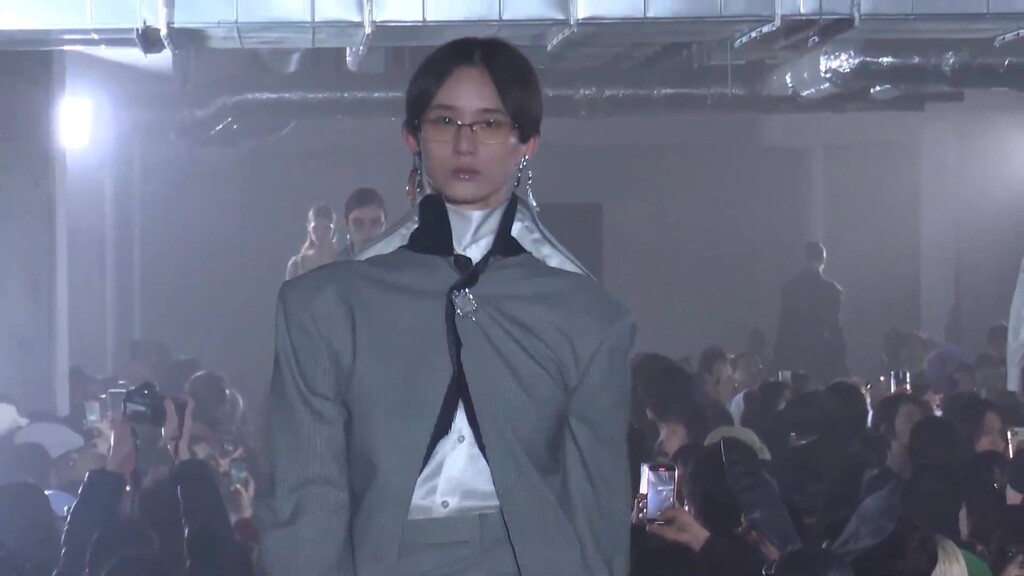 Keisuke Yoshida - © Artlist