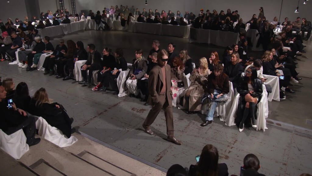 MM6 Maison Margiela - © Artlist