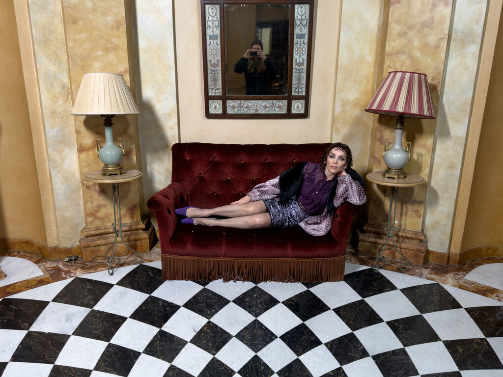 Dust Magazine - © Artlist