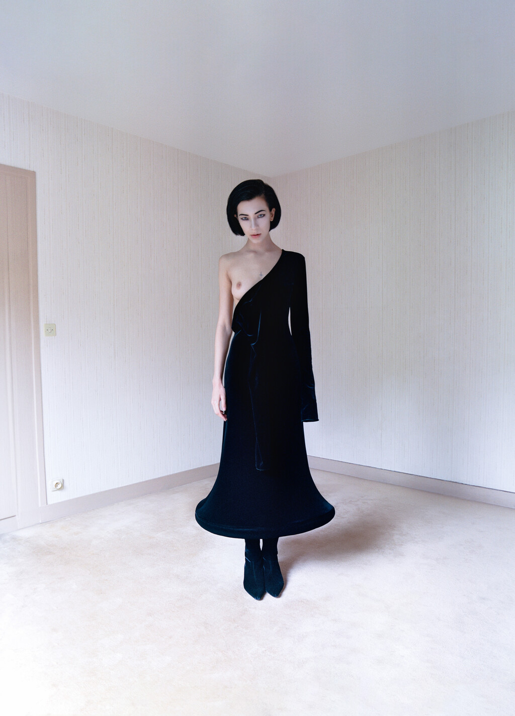 Purple Magazine - © Artlist