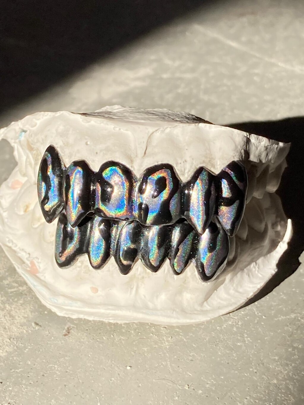 Grillz - © Artlist