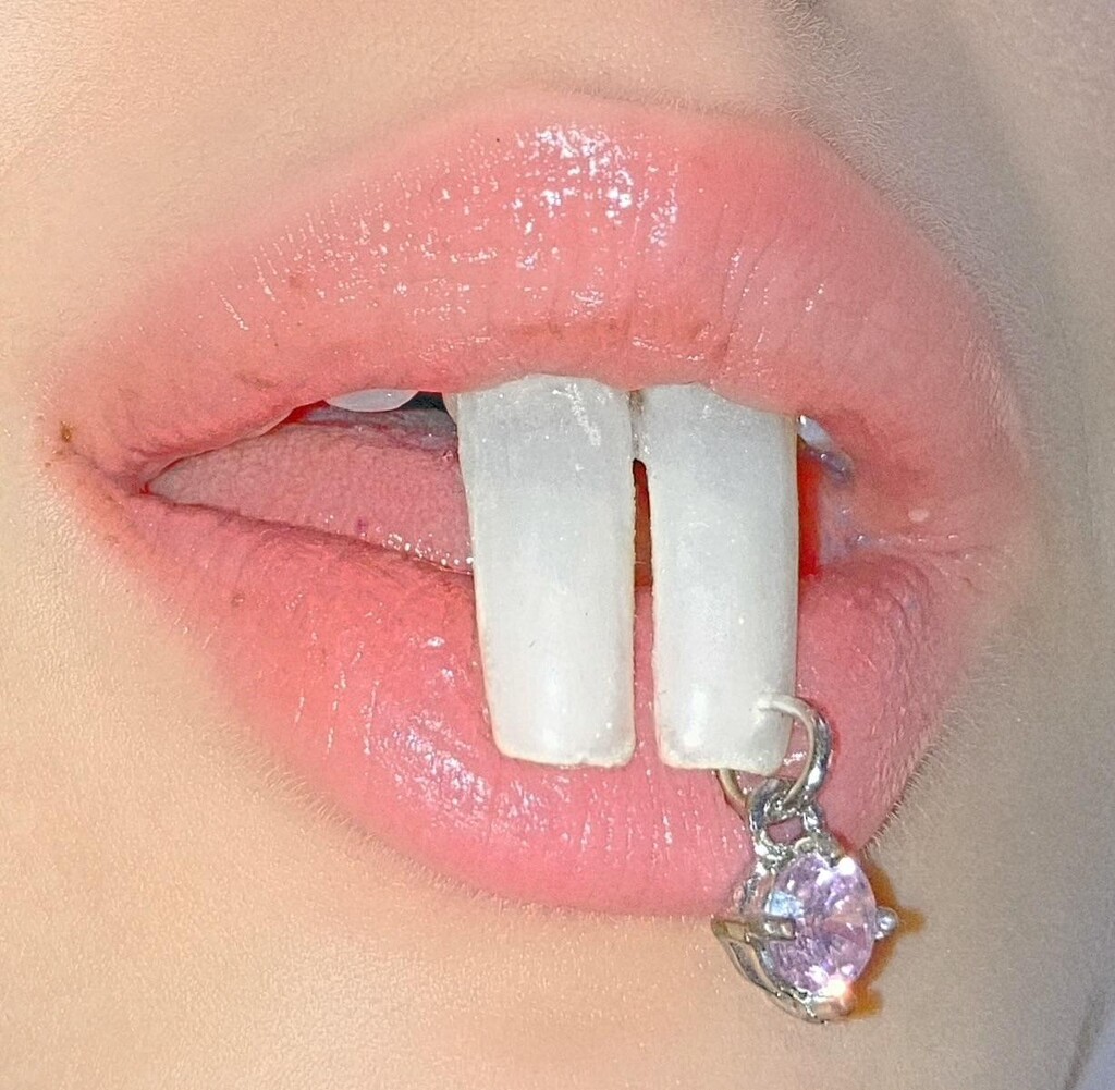 Grillz - © Artlist