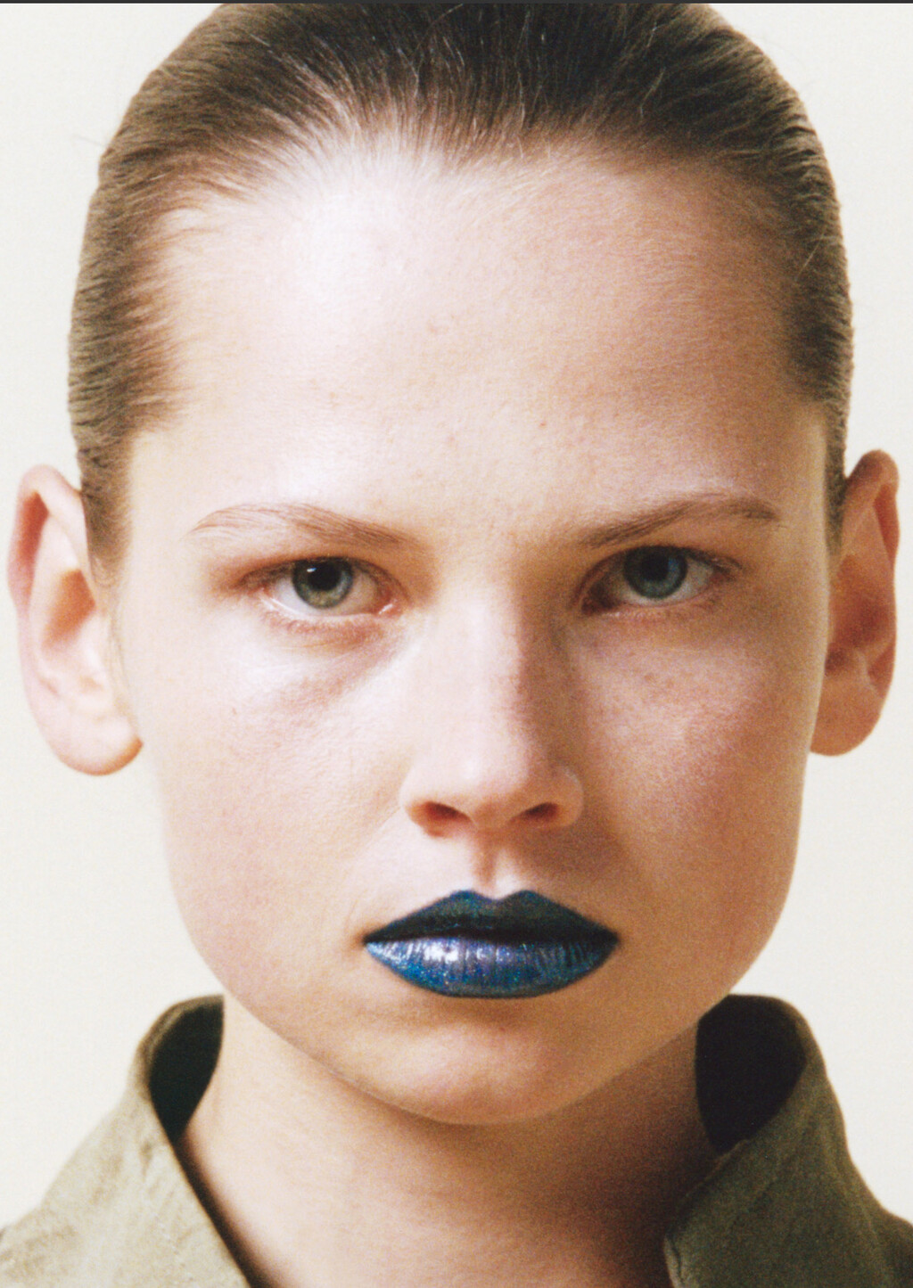 ALL-IN Magazine - © Artlist