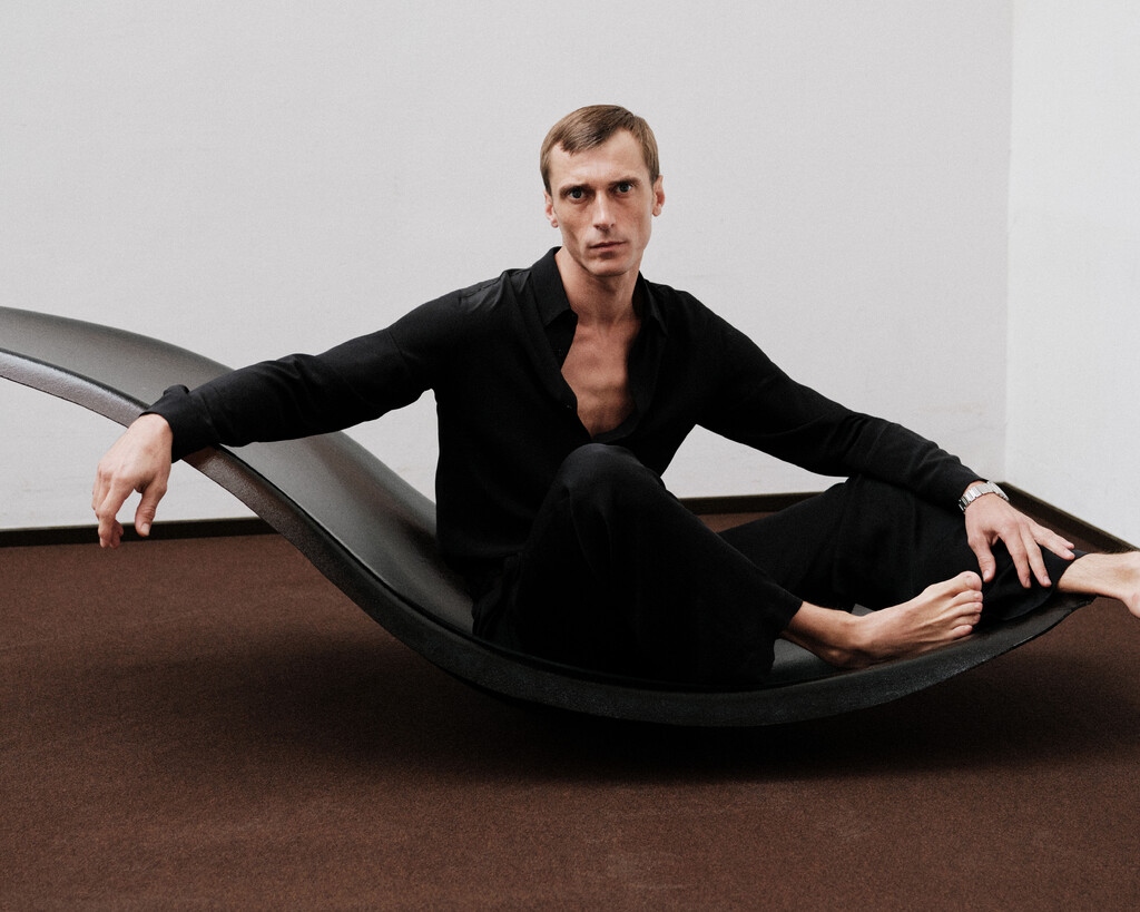 Arena Homme + - © Artlist