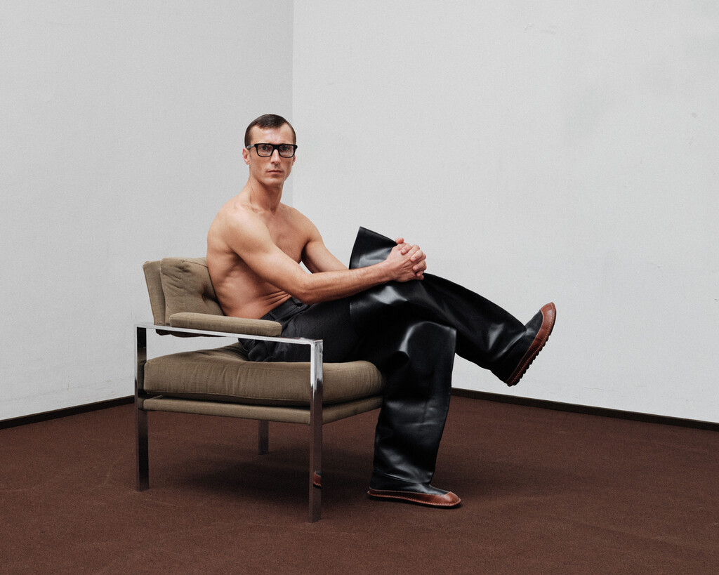 Arena Homme + - © Artlist