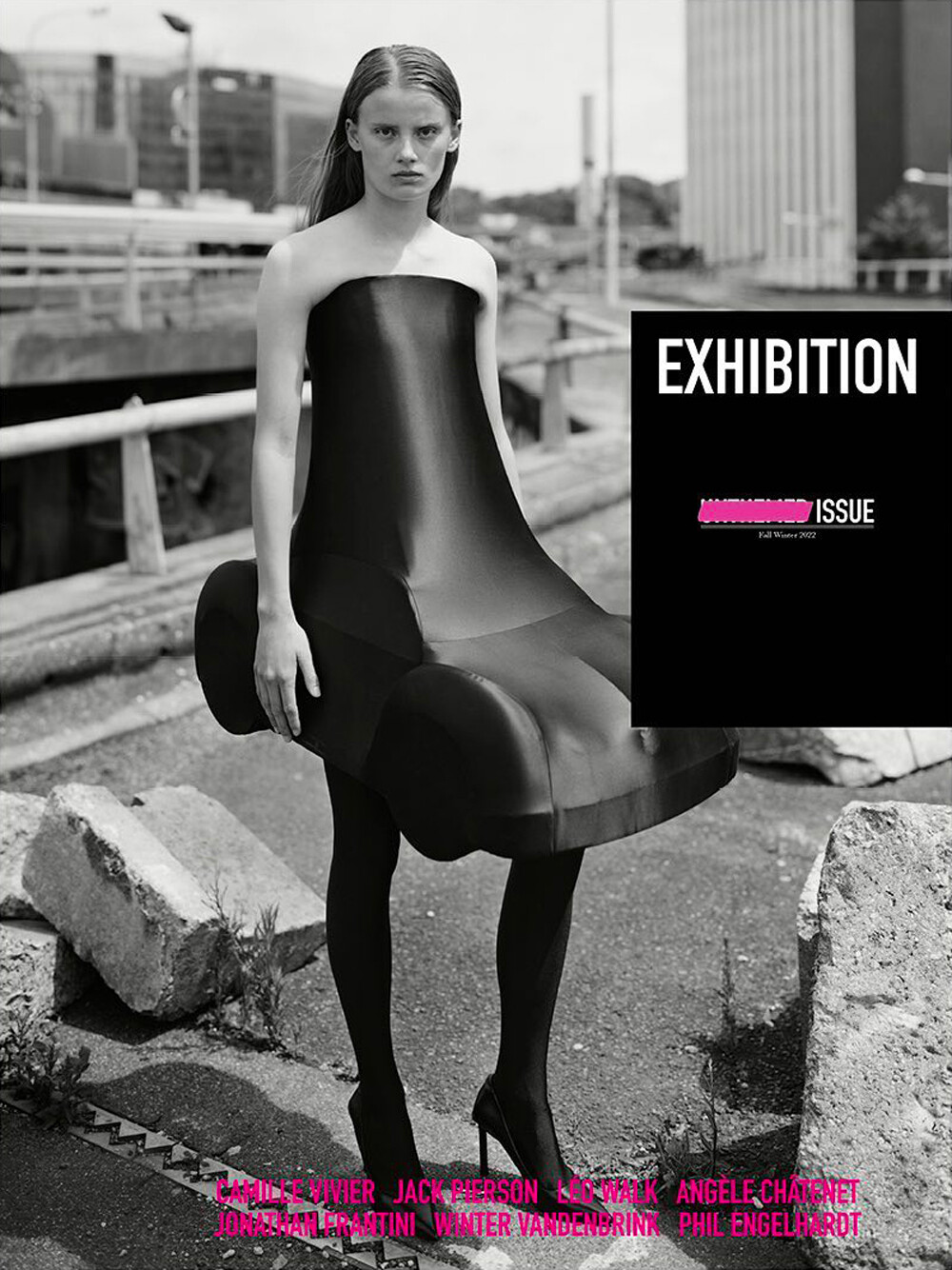 Exhibition Magazine - © Artlist