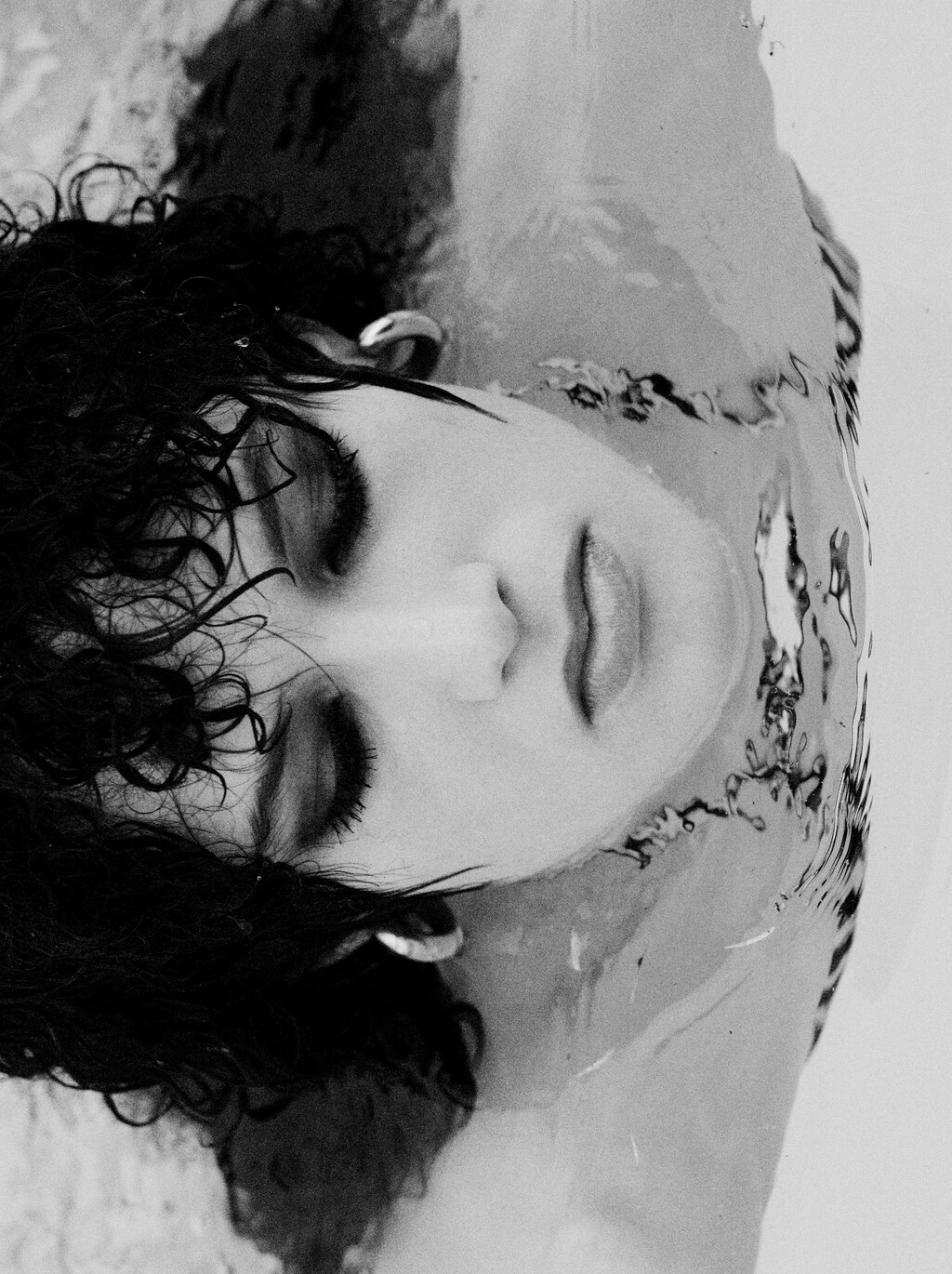 Pop Magazine - © Artlist