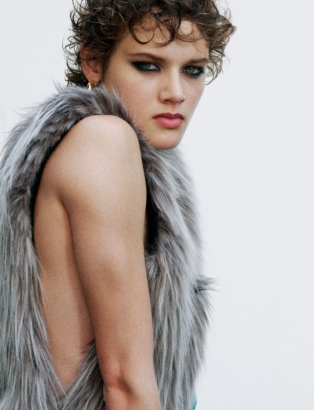 Pop Magazine - © Artlist