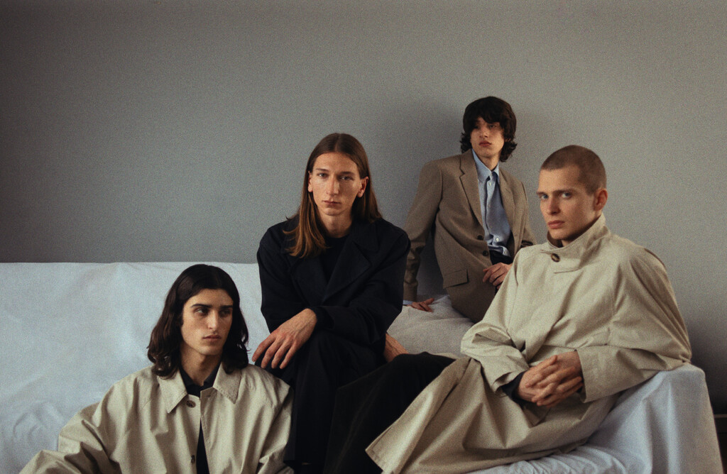 Self Service - © Artlist