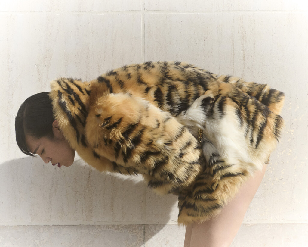 Homme Girls - © Artlist