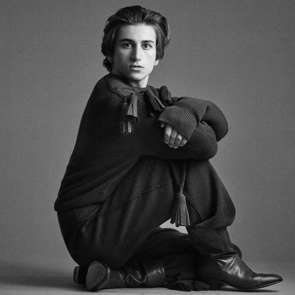 Arena Homme + - © Artlist