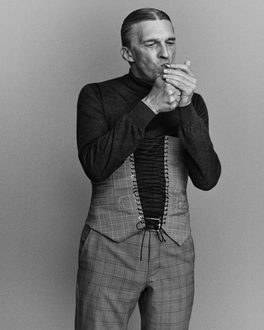 Double Magazine - © Artlist