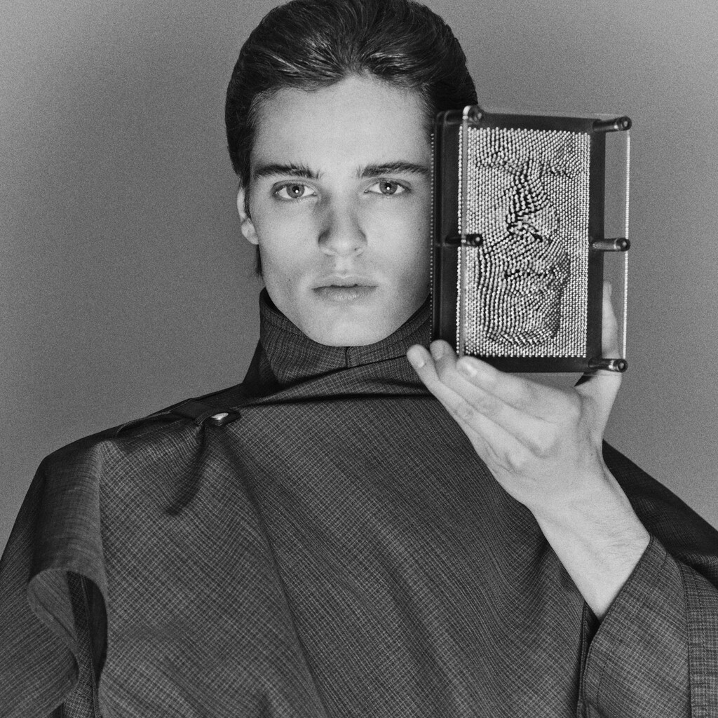 M le Monde - © Artlist