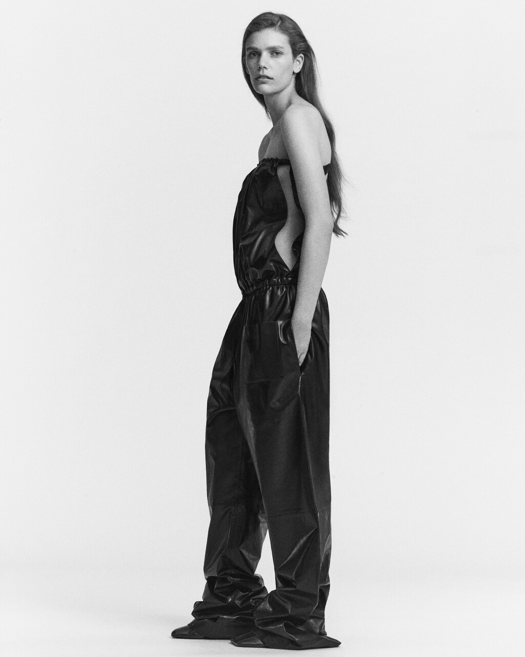 Middle Plan - © Artlist