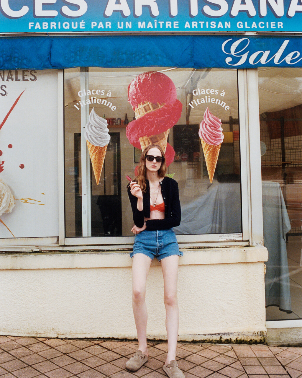 Guest In Residence - © Artlist