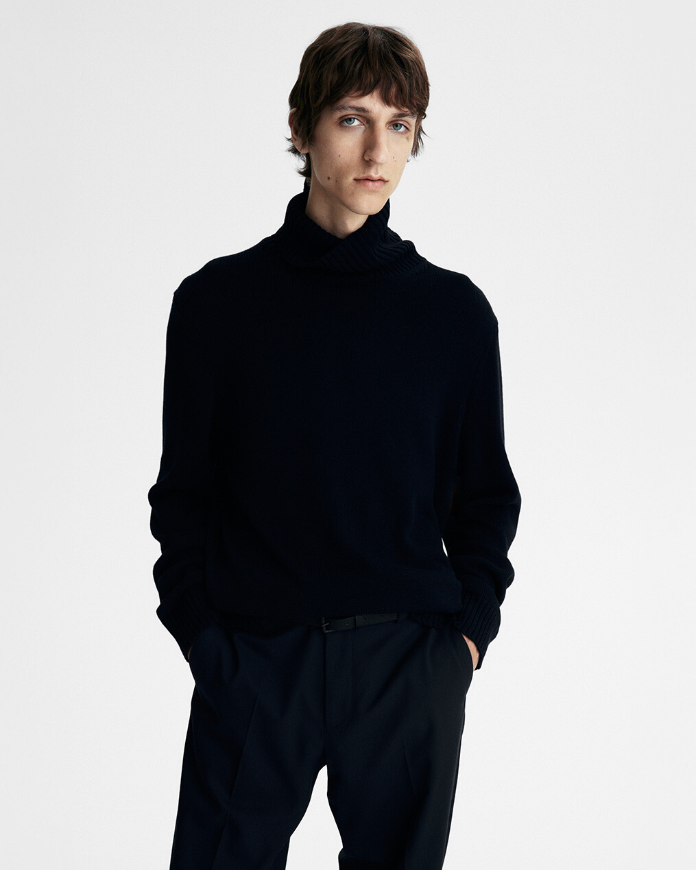 H&M - © Artlist