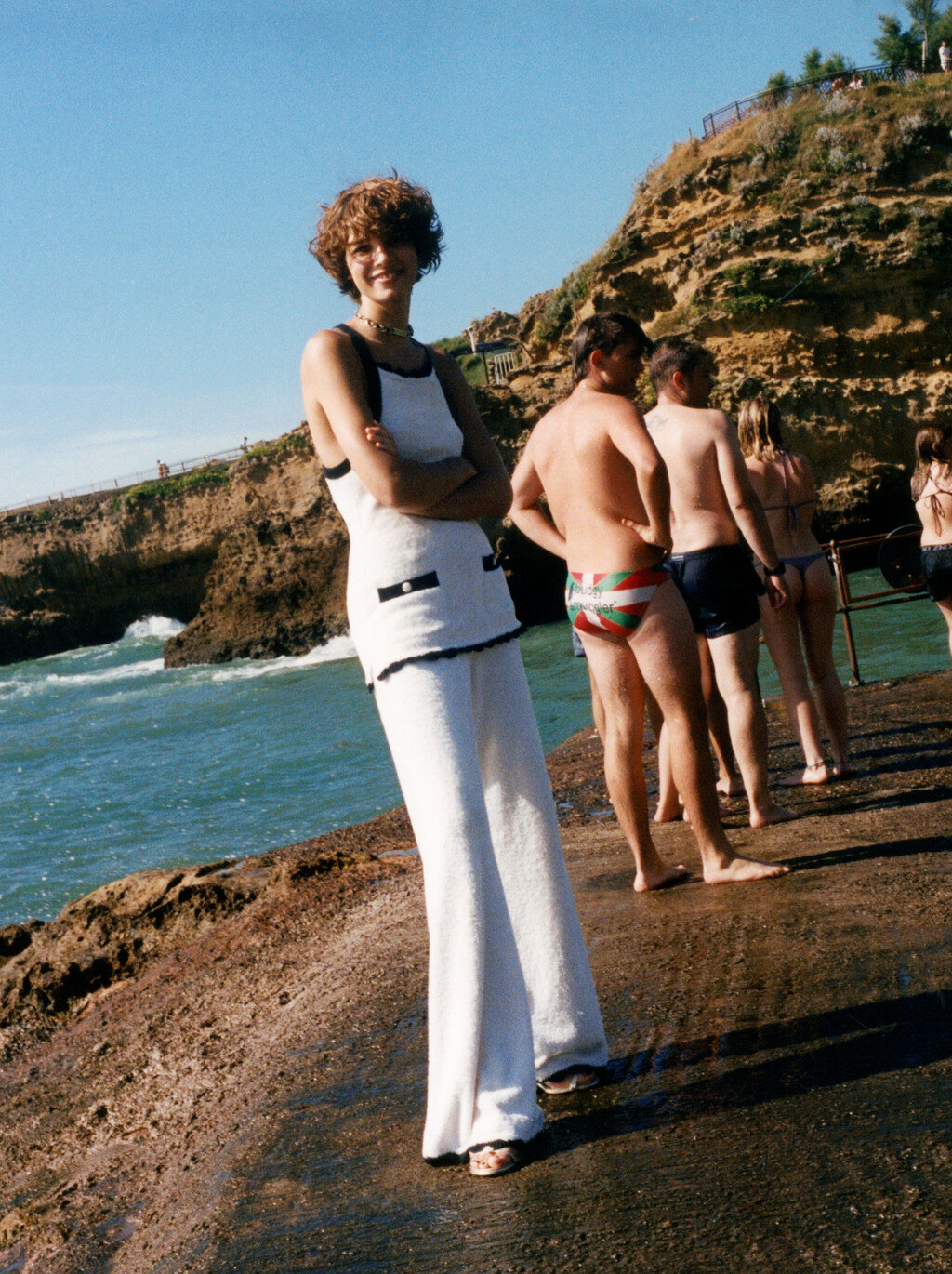 HommeGirls - © Artlist