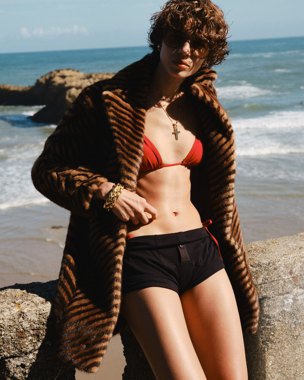 Homme Girls - © Artlist