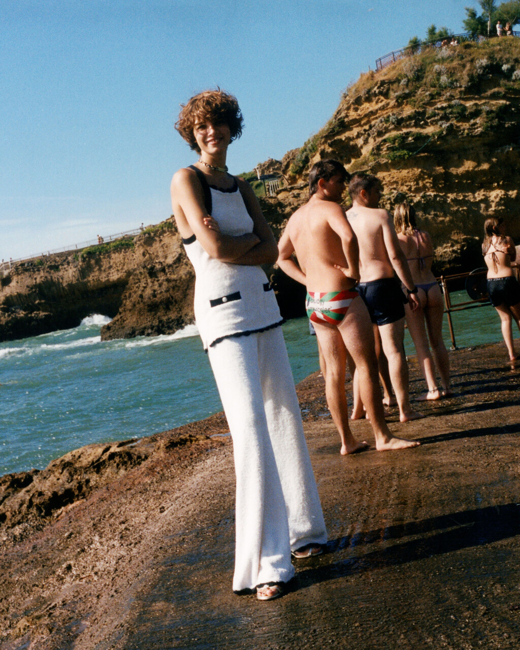 Homme Girls - © Artlist