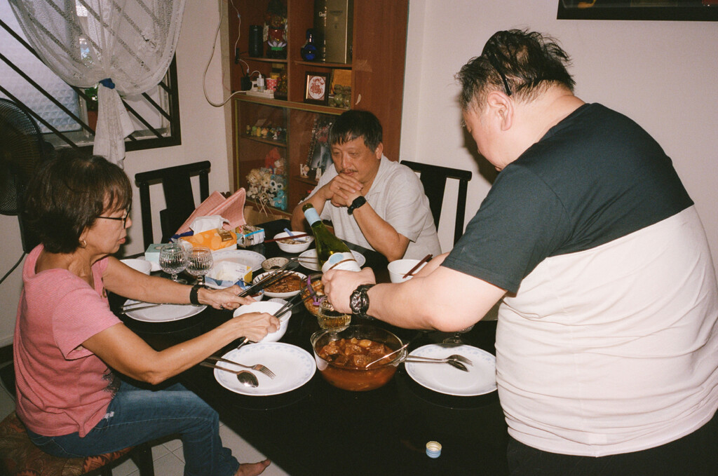 Kilometer book - © Artlist