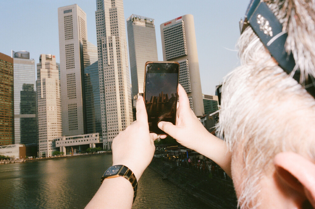 Kilometer book - © Artlist