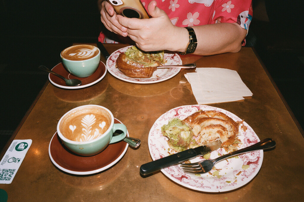 Kilometer book - © Artlist